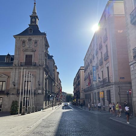 Dplace To Be - Luxury Apartment In Historic Center Madrid Bagian luar foto
