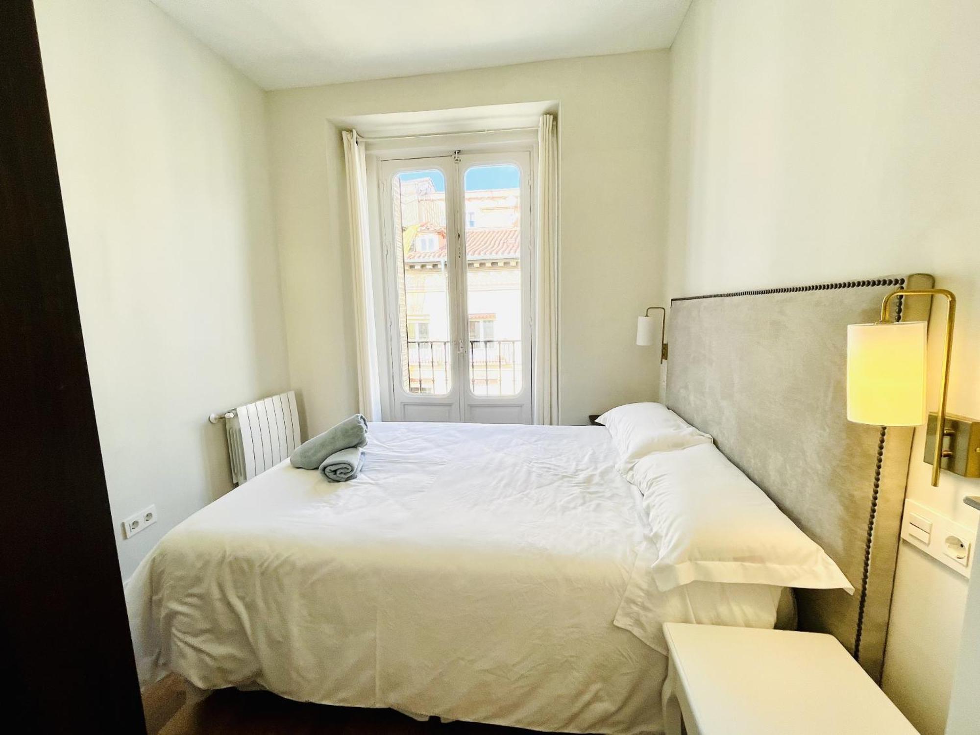 Dplace To Be - Luxury Apartment In Historic Center Madrid Ruang foto