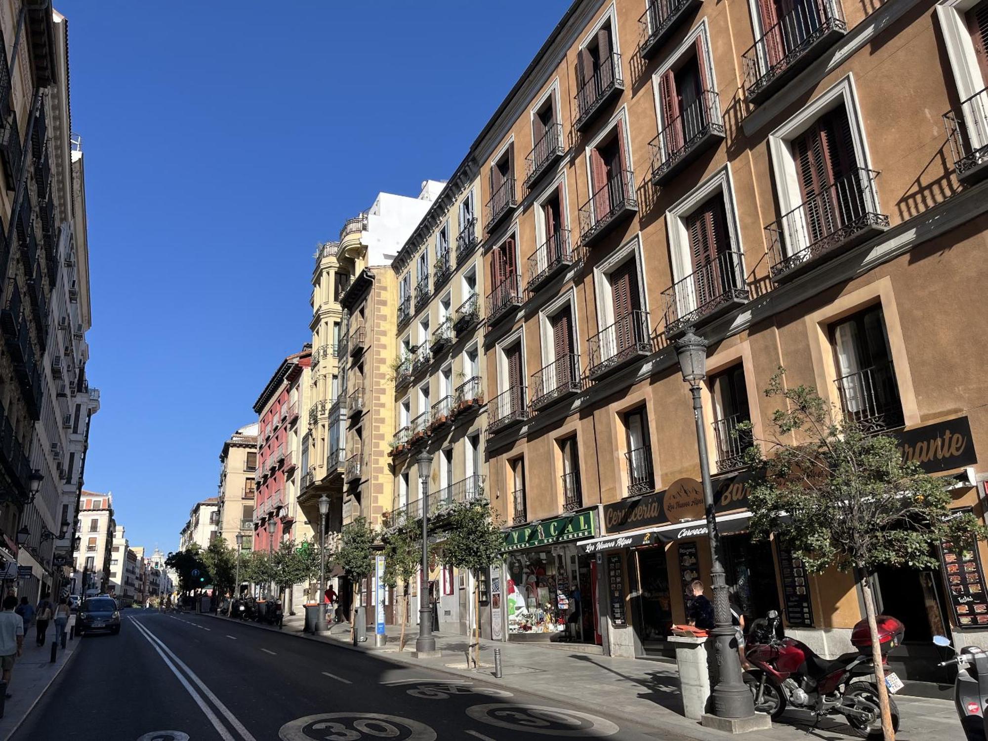 Dplace To Be - Luxury Apartment In Historic Center Madrid Bagian luar foto