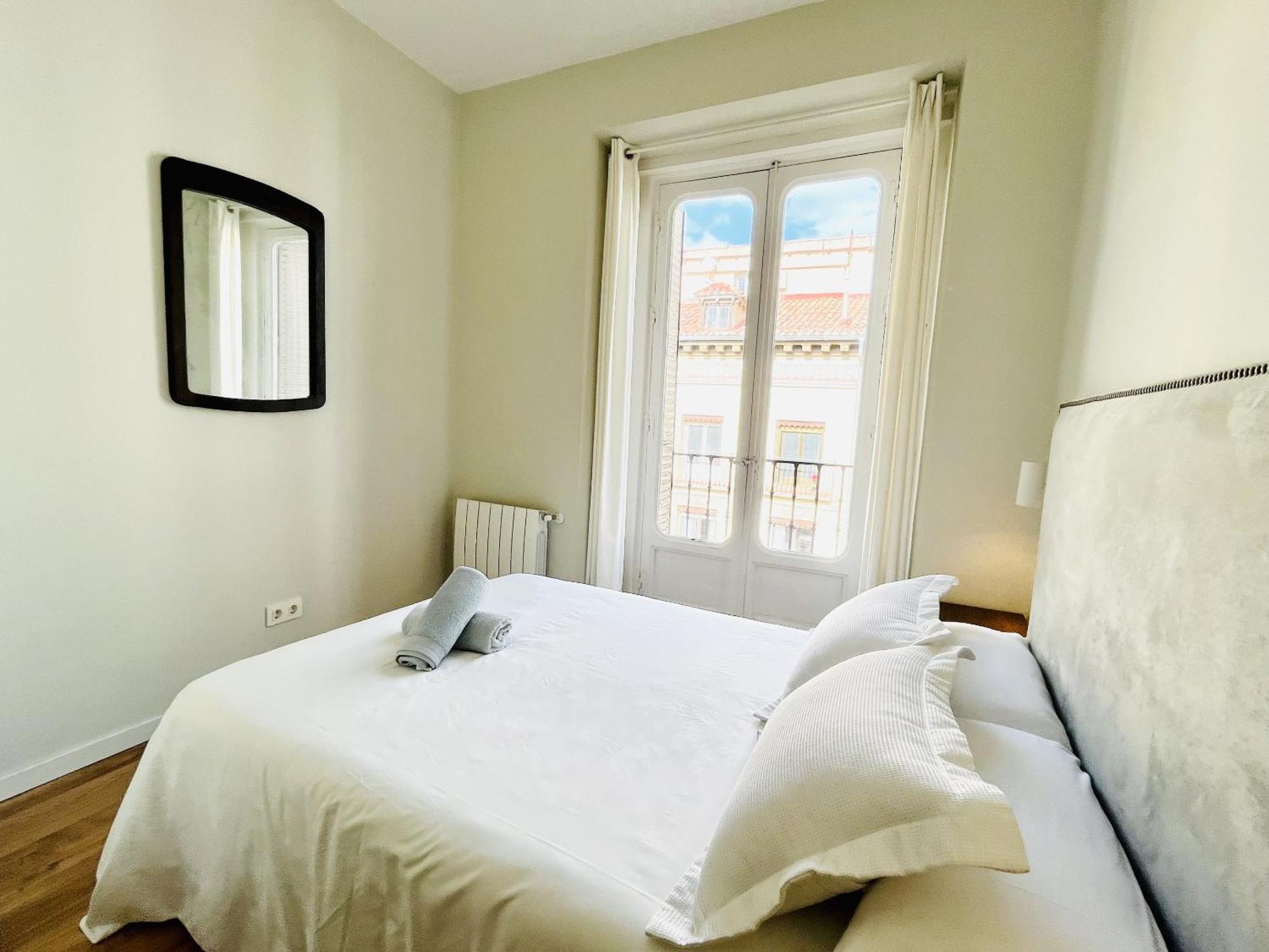 Dplace To Be - Luxury Apartment In Historic Center Madrid Ruang foto