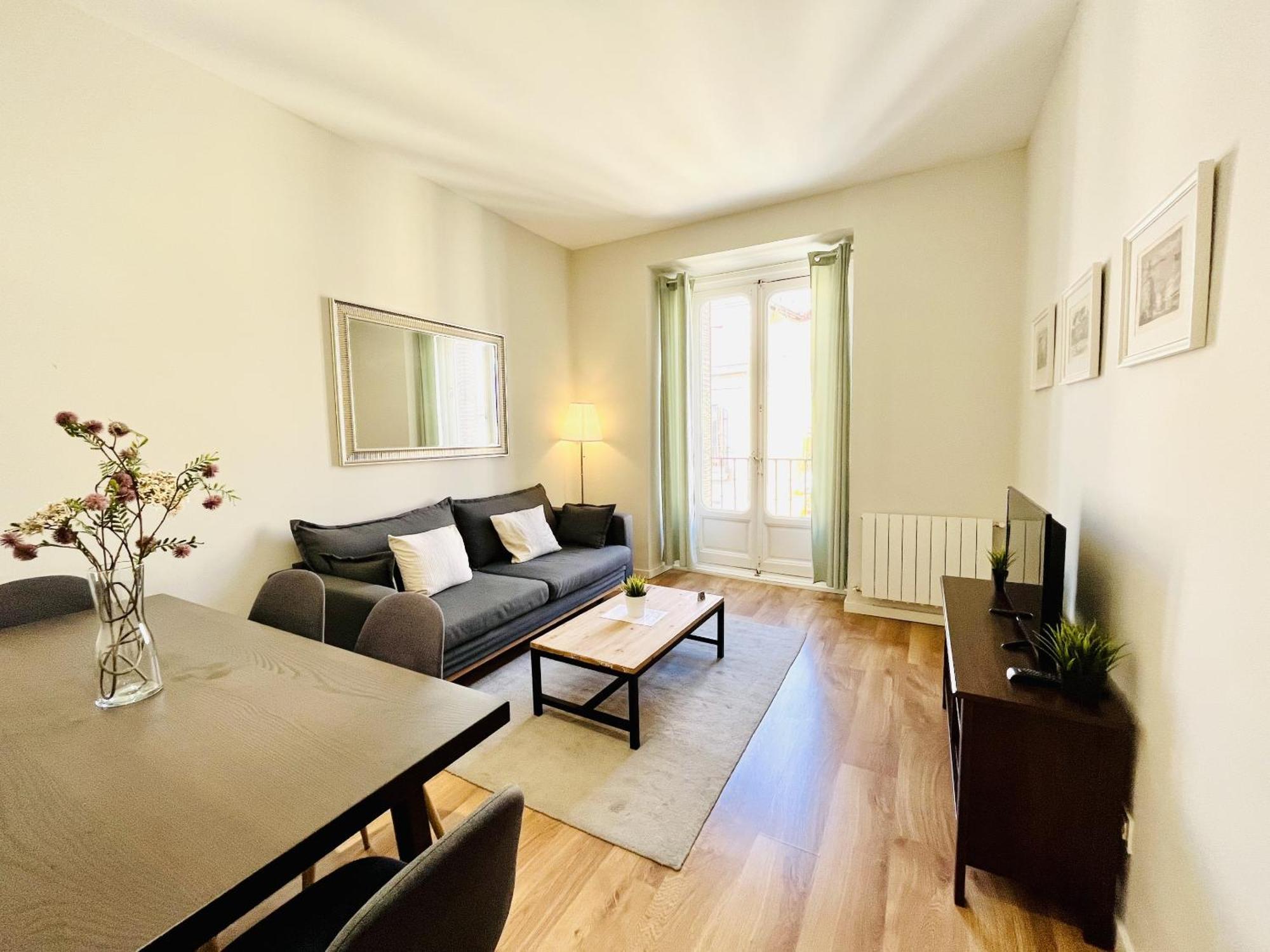 Dplace To Be - Luxury Apartment In Historic Center Madrid Ruang foto